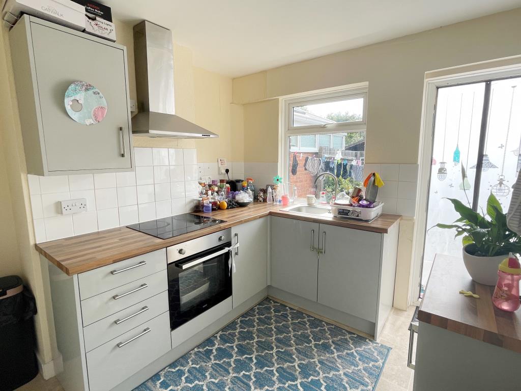 Lot: 123 - TWO-BEDROOM HOUSE FOR INVESTMENT -